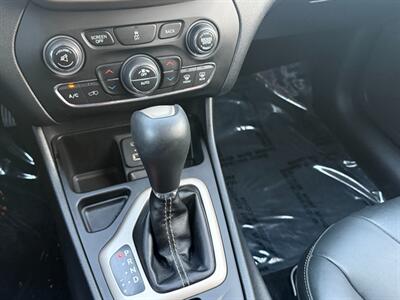 2016 Jeep Cherokee Limited   - Photo 36 - Norwalk, CA 90650-2241