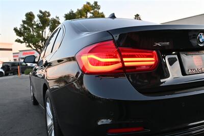 2017 BMW 3 Series 330i xDrive   - Photo 18 - Norwalk, CA 90650-2241