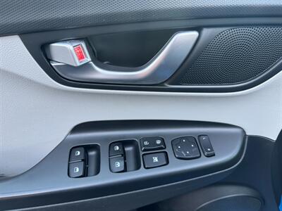 2022 Hyundai KONA SEL   - Photo 16 - Norwalk, CA 90650-2241