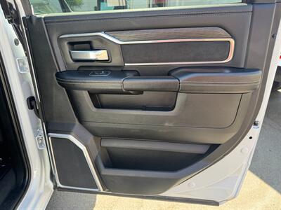 2023 RAM 3500 Laramie   - Photo 35 - Norwalk, CA 90650-2241