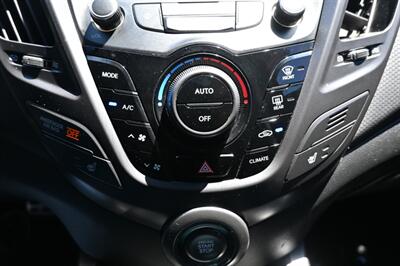 2016 Hyundai VELOSTER Turbo   - Photo 39 - Norwalk, CA 90650-2241