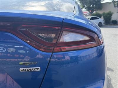 2018 Kia Stinger GT2 - Photo 13 - Norwalk, CA 90650-2241