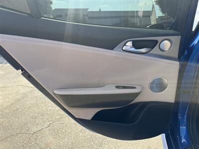 2018 Kia Stinger GT2 - Photo 24 - Norwalk, CA 90650-2241