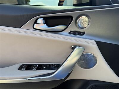 2018 Kia Stinger GT2 - Photo 18 - Norwalk, CA 90650-2241