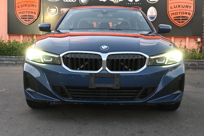 2023 BMW 3 Series 330i  