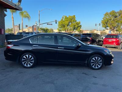 2017 Honda Accord Hybrid EX-L   - Photo 17 - Norwalk, CA 90650-2241