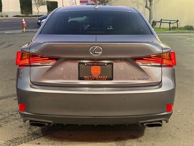 2018 Lexus IS 300   - Photo 9 - Norwalk, CA 90650-2241