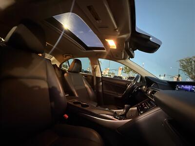 2018 Lexus IS 300   - Photo 39 - Norwalk, CA 90650-2241