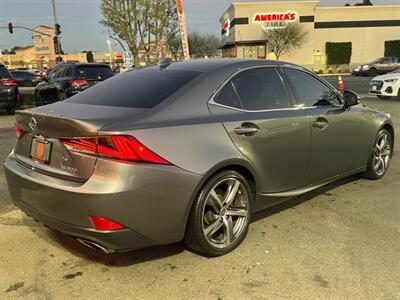 2018 Lexus IS 300   - Photo 12 - Norwalk, CA 90650-2241