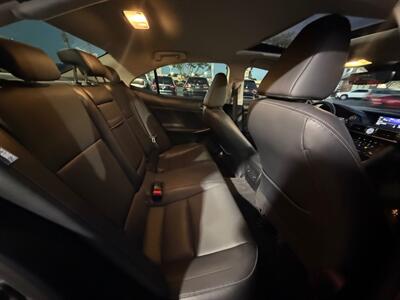 2018 Lexus IS 300   - Photo 33 - Norwalk, CA 90650-2241