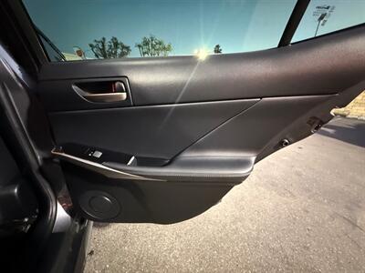 2018 Lexus IS 300   - Photo 35 - Norwalk, CA 90650-2241