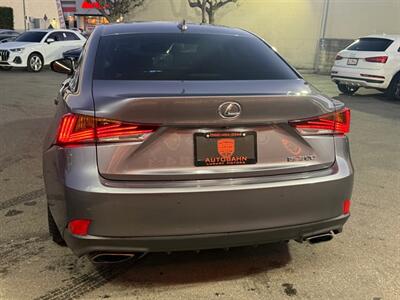 2018 Lexus IS 300   - Photo 10 - Norwalk, CA 90650-2241