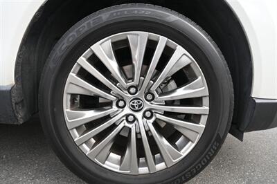 2021 Toyota Venza Limited - Photo 16 - Norwalk, CA 90650-2241