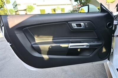 2018 Ford Mustang GT   - Photo 18 - Norwalk, CA 90650-2241