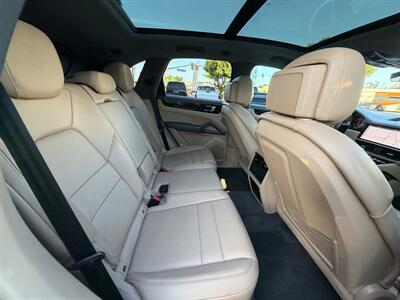 2021 Porsche Cayenne   - Photo 35 - Norwalk, CA 90650-2241