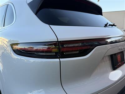 2021 Porsche Cayenne   - Photo 14 - Norwalk, CA 90650-2241