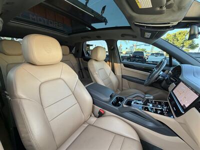 2021 Porsche Cayenne   - Photo 40 - Norwalk, CA 90650-2241