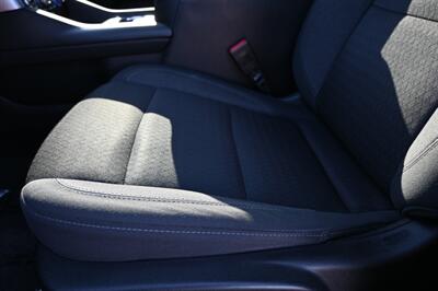 2022 GMC Yukon SLE   - Photo 22 - Norwalk, CA 90650-2241