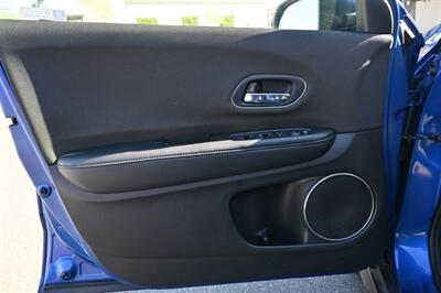 2022 Honda HR-V EX - Photo 17 - Norwalk, CA 90650-2241
