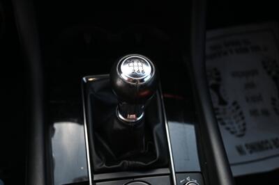 2022 Mazda Mazda3 Hatchback Premium - Photo 36 - Norwalk, CA 90650-2241