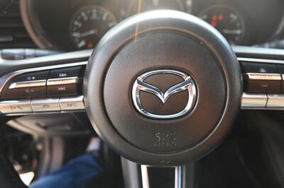 2022 Mazda Mazda3 Hatchback Premium - Photo 29 - Norwalk, CA 90650-2241