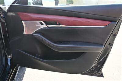 2022 Mazda Mazda3 Hatchback Premium - Photo 54 - Norwalk, CA 90650-2241