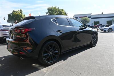 2022 Mazda Mazda3 Hatchback Premium - Photo 12 - Norwalk, CA 90650-2241