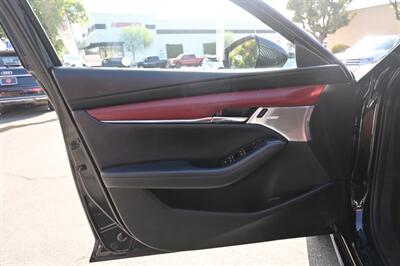 2022 Mazda Mazda3 Hatchback Premium - Photo 17 - Norwalk, CA 90650-2241