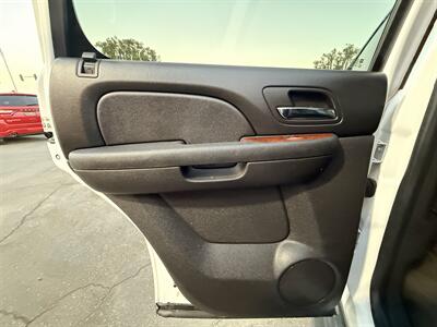 2013 Chevrolet Tahoe LT   - Photo 29 - Norwalk, CA 90650-2241