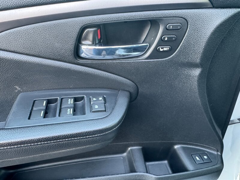 2021 Honda Pilot EX-L - Photo 24 - Norwalk, CA 90650-2241