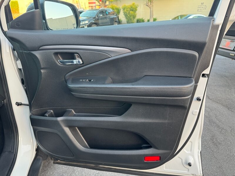 2021 Honda Pilot EX-L - Photo 45 - Norwalk, CA 90650-2241