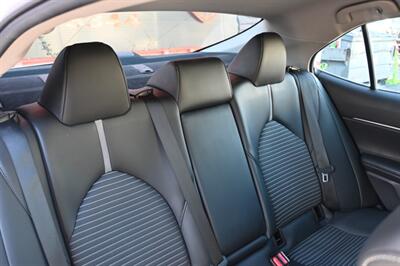2021 Toyota Camry SE   - Photo 58 - Norwalk, CA 90650-2241