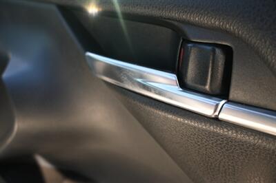 2021 Toyota Camry SE   - Photo 61 - Norwalk, CA 90650-2241