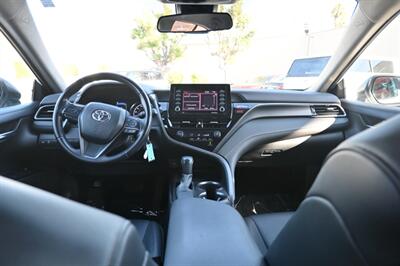 2021 Toyota Camry SE   - Photo 49 - Norwalk, CA 90650-2241