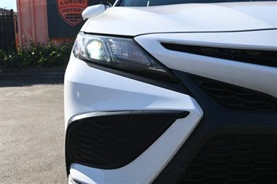 2021 Toyota Camry SE   - Photo 3 - Norwalk, CA 90650-2241