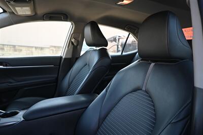 2021 Toyota Camry SE   - Photo 24 - Norwalk, CA 90650-2241