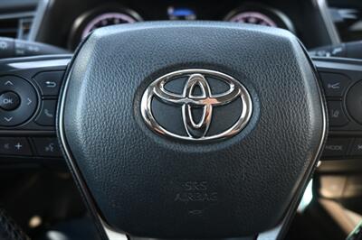 2021 Toyota Camry SE   - Photo 33 - Norwalk, CA 90650-2241