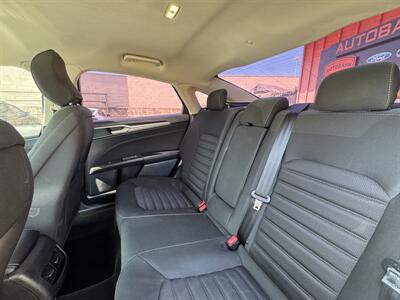 2019 Ford Fusion Hybrid SE   - Photo 29 - Norwalk, CA 90650-2241