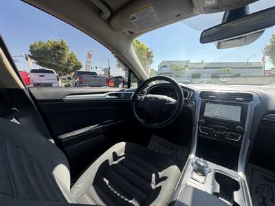 2019 Ford Fusion Hybrid SE   - Photo 33 - Norwalk, CA 90650-2241