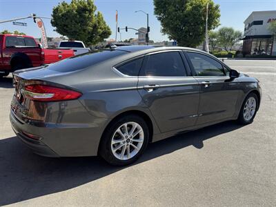 2019 Ford Fusion Hybrid SE   - Photo 15 - Norwalk, CA 90650-2241