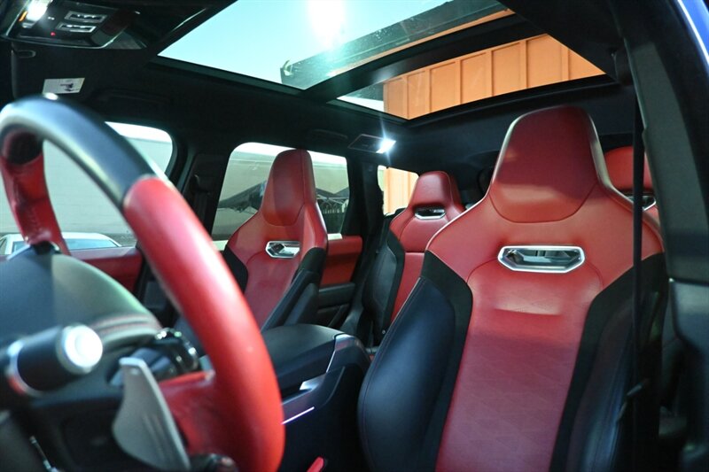 2020 Land Rover Range Rover Sport SVR photo 23