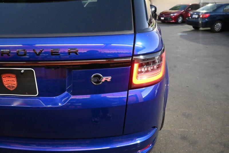 2020 Land Rover Range Rover Sport SVR photo 11