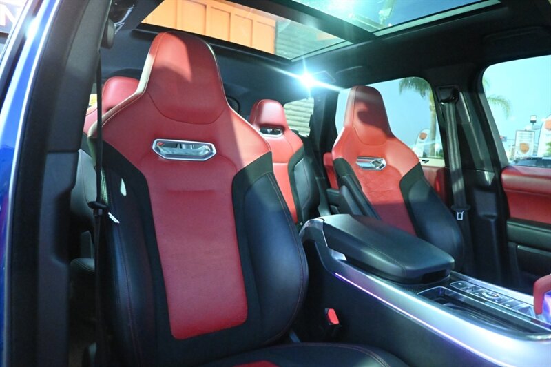 2020 Land Rover Range Rover Sport SVR photo 65