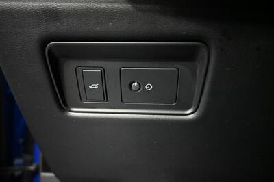 2020 Land Rover Range Rover Sport SVR   - Photo 31 - Norwalk, CA 90650-2241