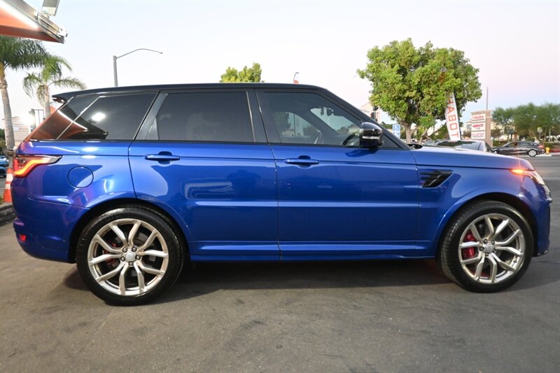 2020 Land Rover Range Rover Sport SVR photo 15