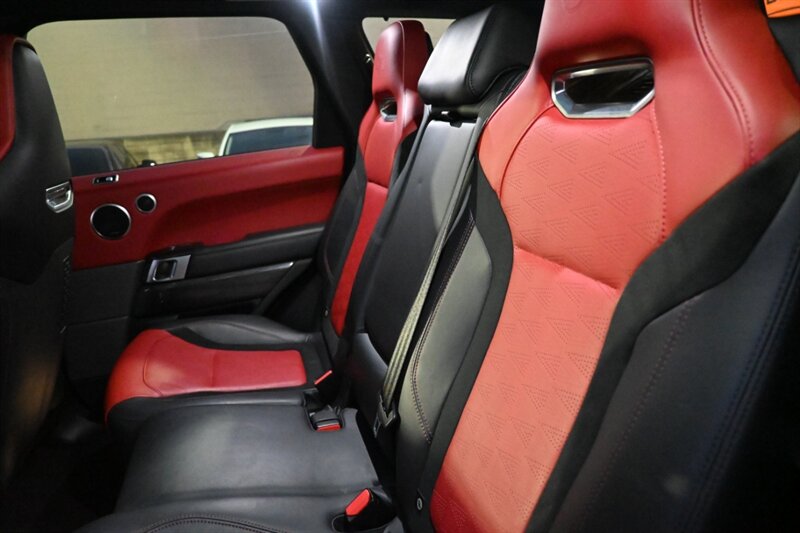 2020 Land Rover Range Rover Sport SVR photo 44