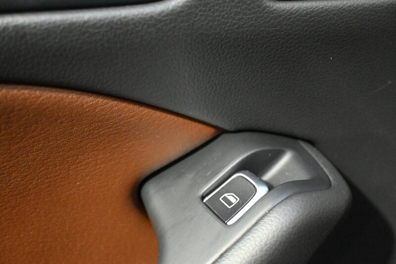 2014 Audi Q5 TDI Premium Plus S line photo 42
