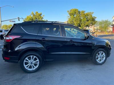 2018 Ford Escape SEL   - Photo 16 - Norwalk, CA 90650-2241