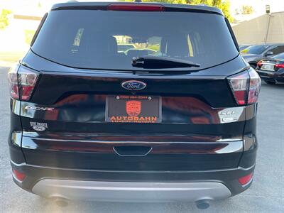 2018 Ford Escape SEL   - Photo 10 - Norwalk, CA 90650-2241