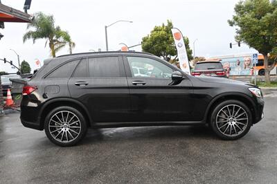 2022 Mercedes-Benz GLC GLC 300   - Photo 13 - Norwalk, CA 90650-2241